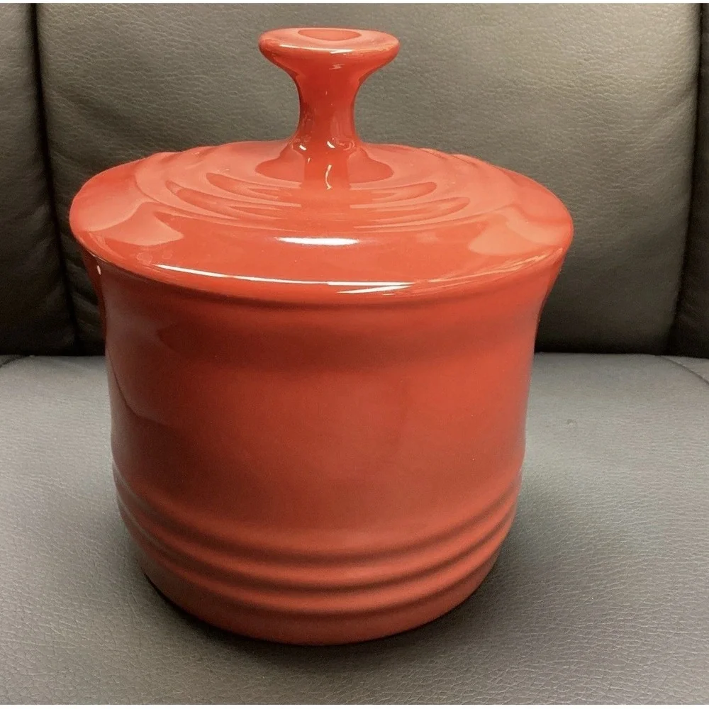 Le Creuset Red Stoneware Salt Pig 10oz 0.3L Kitchen Crock 18-17